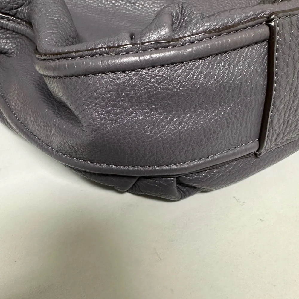 Coach Avery Leather Hobo Bag Gray - Picture 12 of 13
